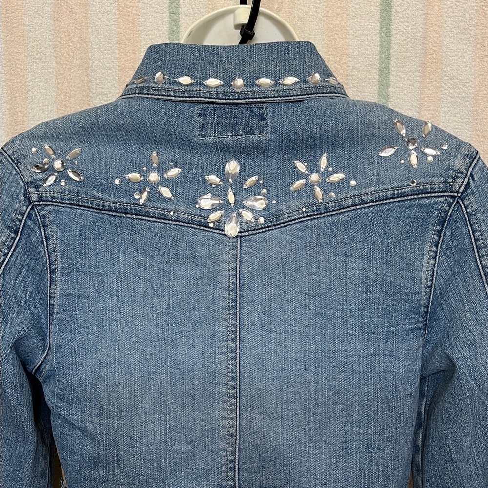 ๐๐ฉต๐๐ฉต๐ JUDY BLUE COUTURE RHINESTONE JACKET. - Picture 5 of 7
